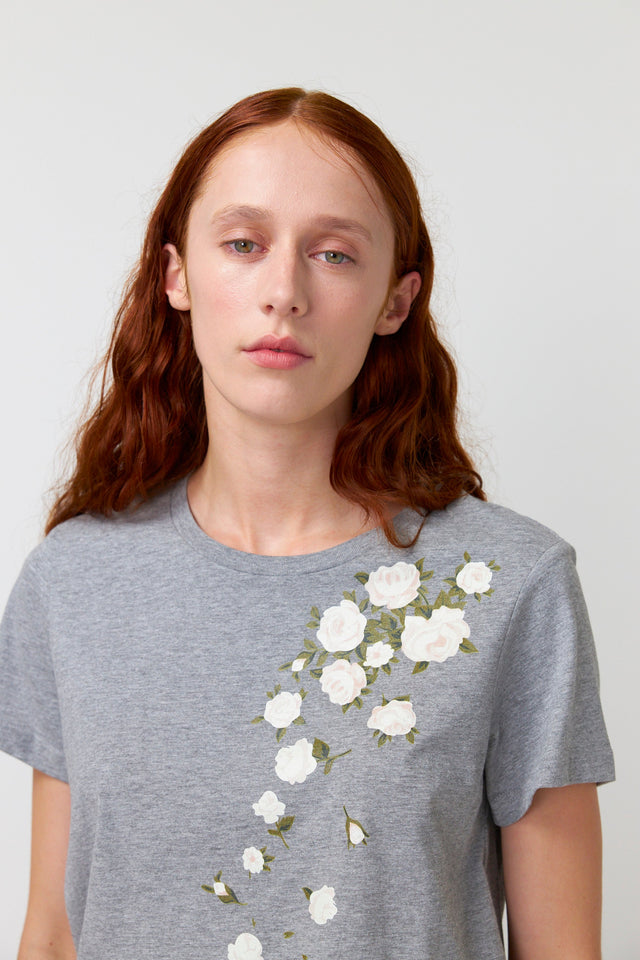 Falling roses t-shirt